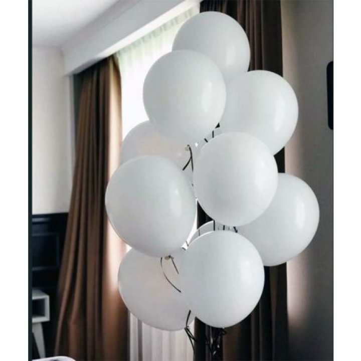 Фонтан шаров "Облако" в Новосибирске