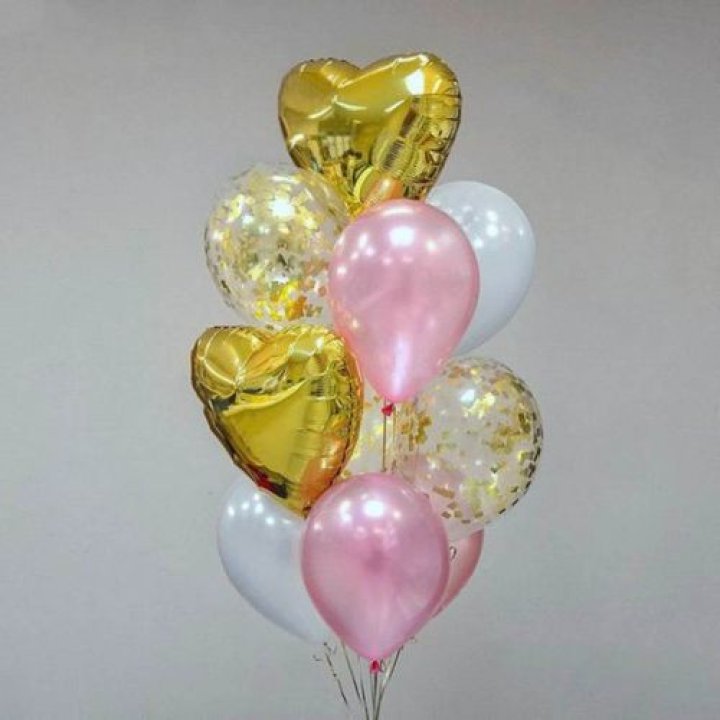 Облако шаров "Рози голд" в Новосибирске