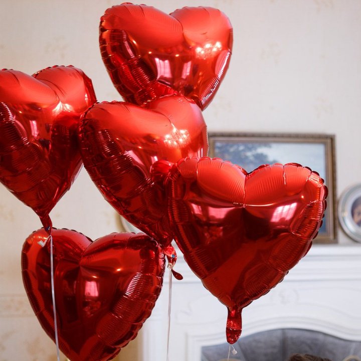 Фольгированный шар "Сердце" в Новосибирске