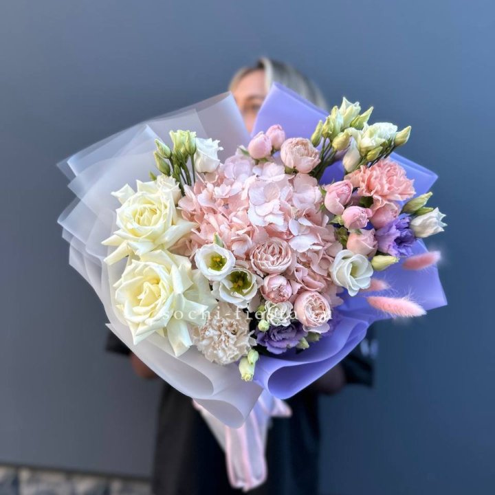 Букет "Виолет дрим" в Новосибирске