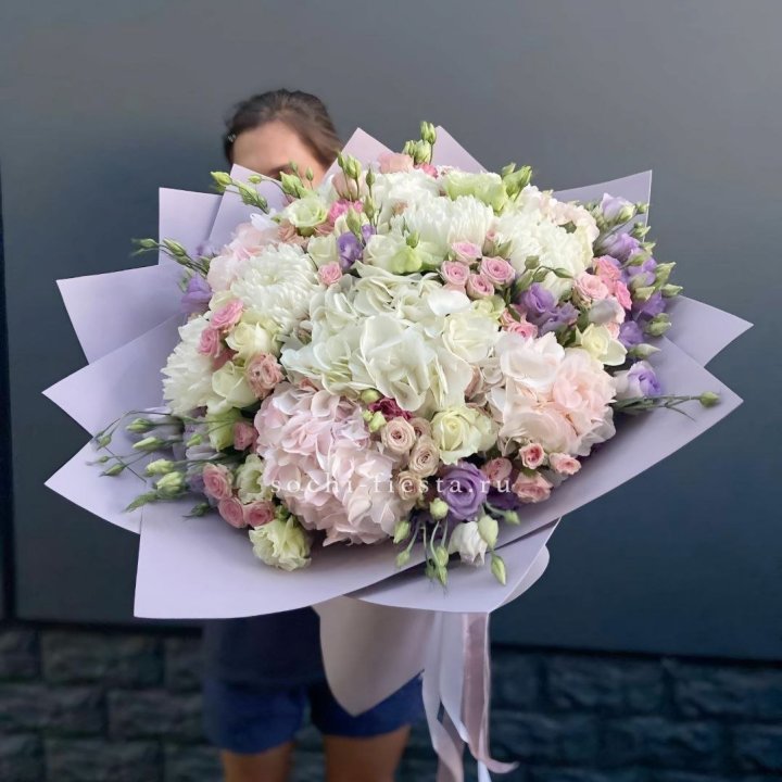Макси-букет "Флоренция" в Новосибирске