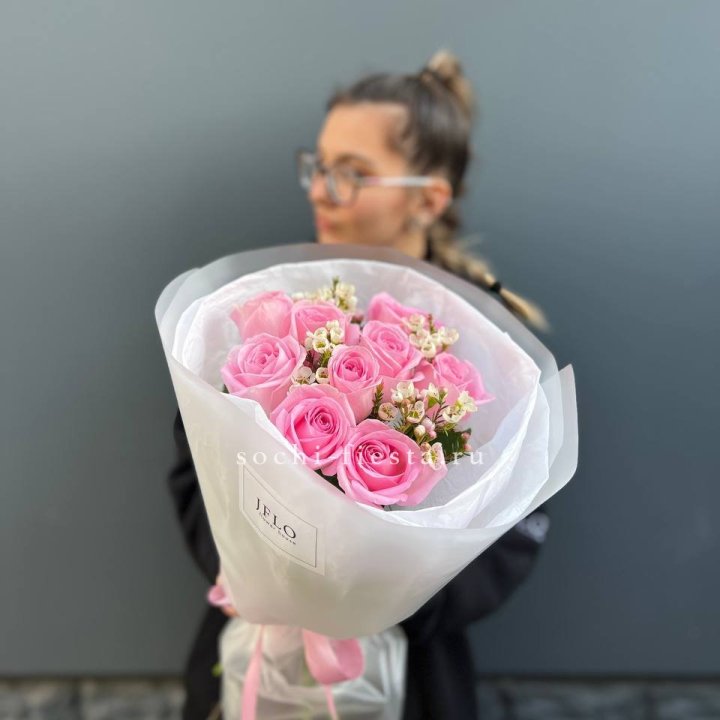Букет розовых роз  в Новосибирске