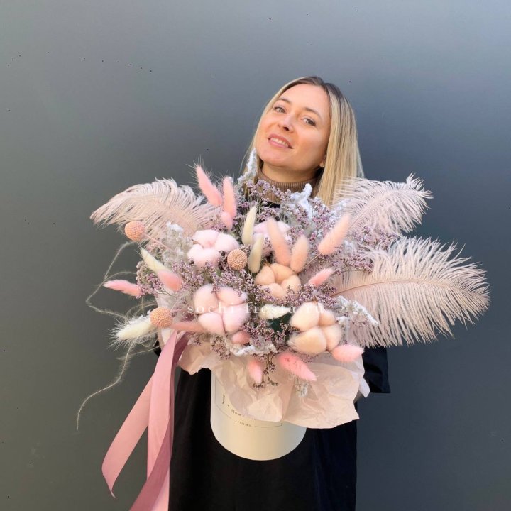 Авторский бокс с сухоцветами в Новосибирске