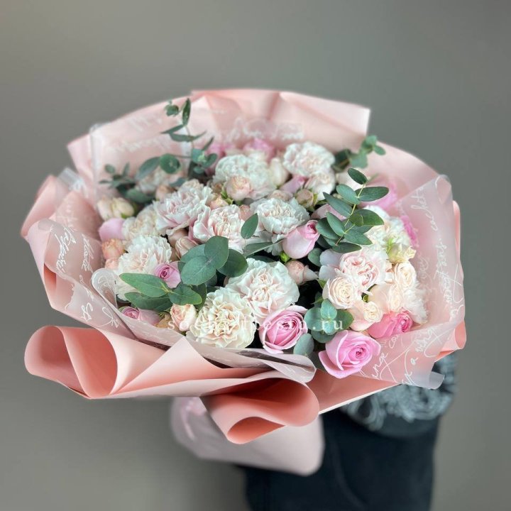  Букет  "Любовь в её глазах" в Новосибирске