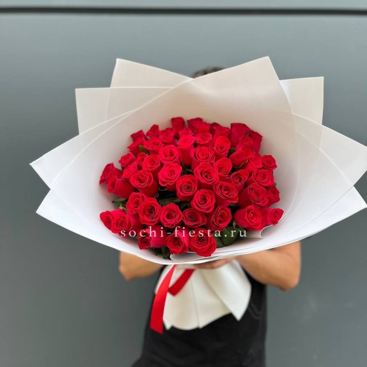 51  красная роза в Новосибирске