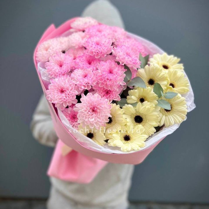 Дуо хризантем и гербер в Новосибирске