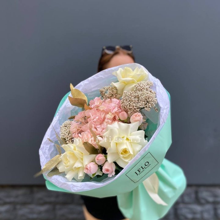 Букет "Белые ночи" в Новосибирске