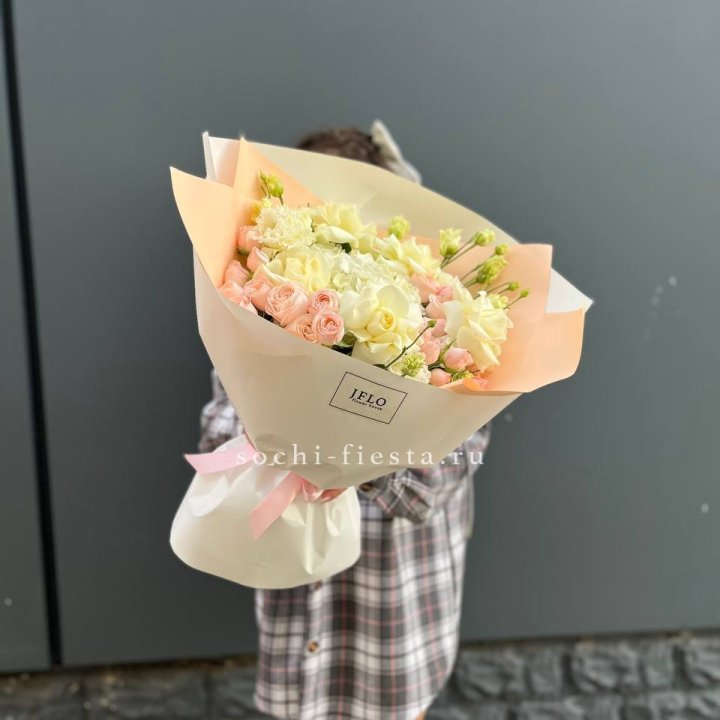 Букет "Обещание любви" в Новосибирске