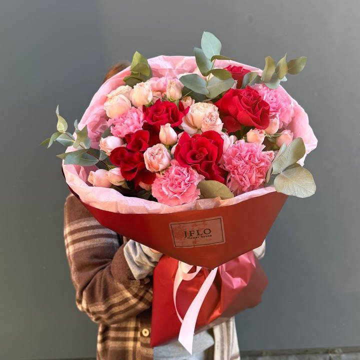 Букет "Первая любовь" в Новосибирске