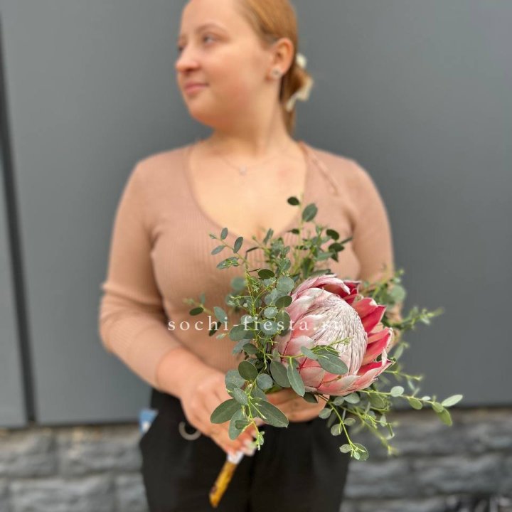 Свадебный букет "Протея" в Новосибирске