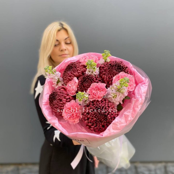 Букет "Сияющая любовь" в Новосибирске