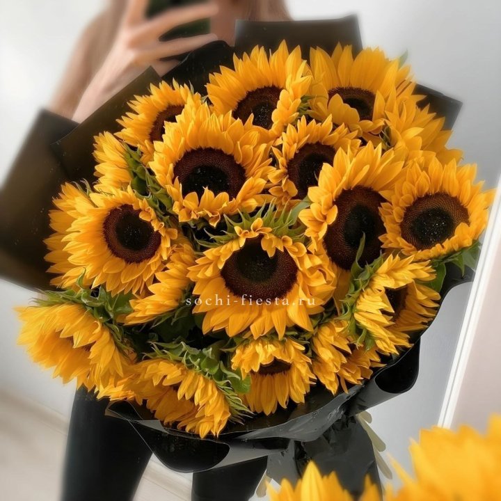Букет подсолнухов "Гига" в Новосибирске