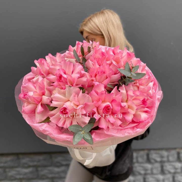 11 французских роз с доставкой в Новосибирске