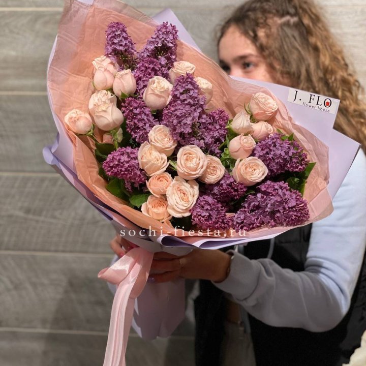 Букет "Лиловая весна" в Новосибирске