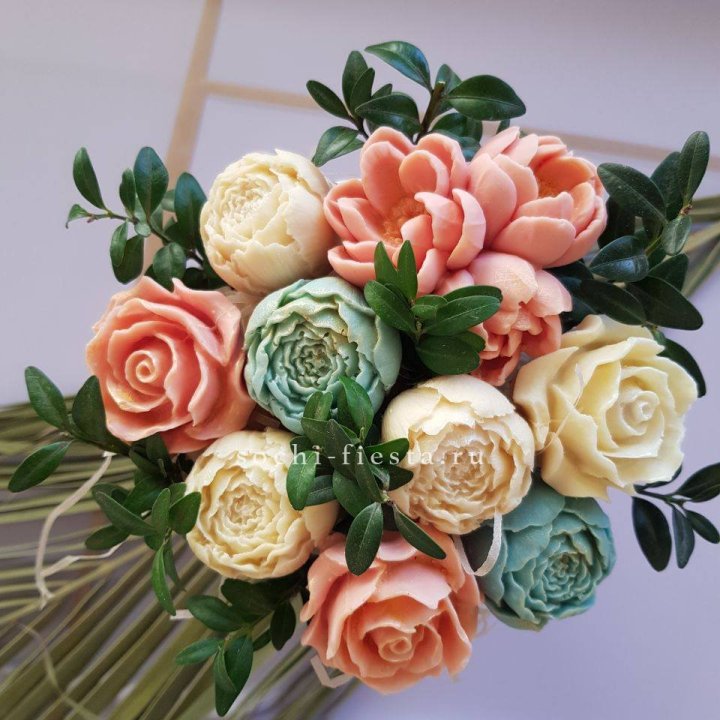 Цветы из шоколада "Альма" в Новосибирске