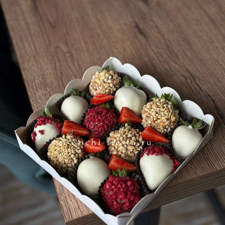 Клубника в шоколаде 12 ягод №2 в Новосибирске