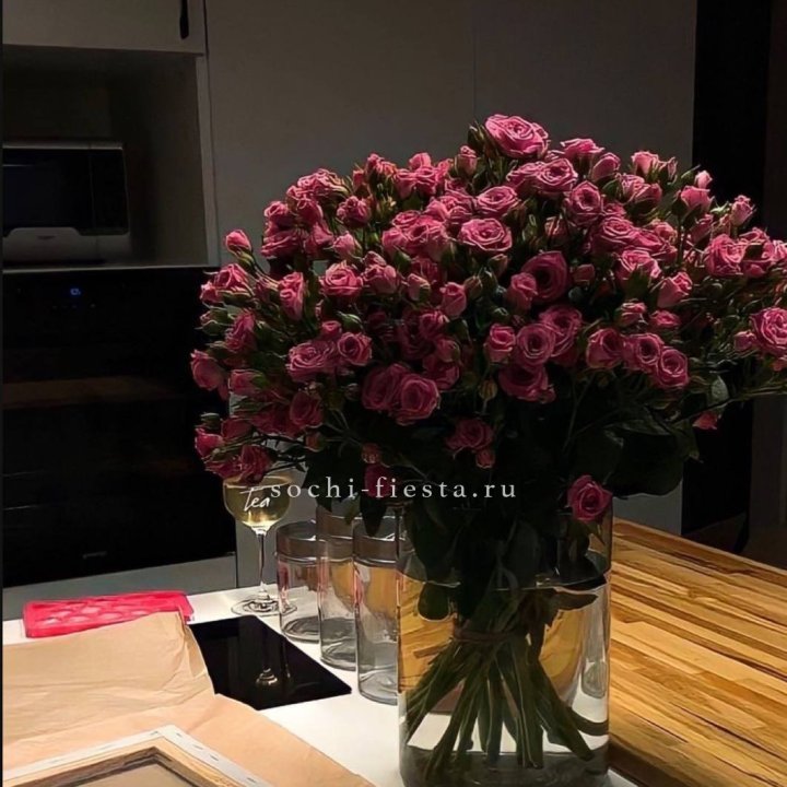 Цветочная подписка "Пакет большой" в Новосибирске