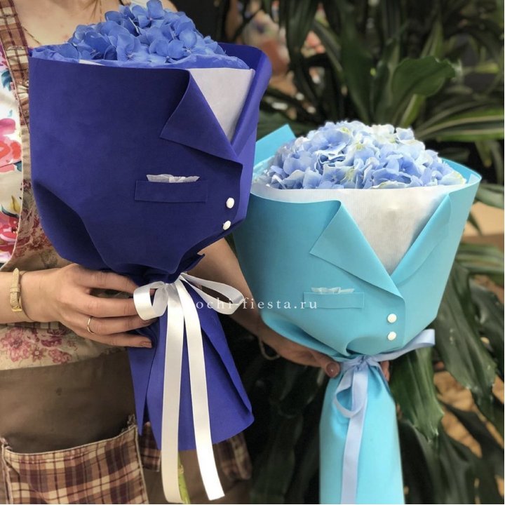 Букет с гортензией с пиджаком в Новосибирске