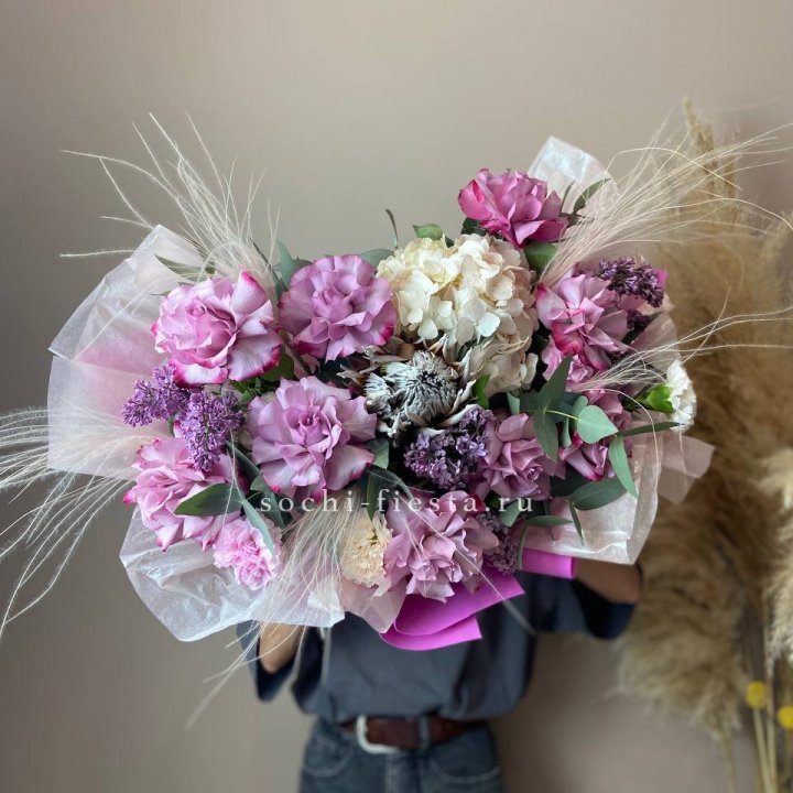 Дизайнерский букет №14 в Новосибирске