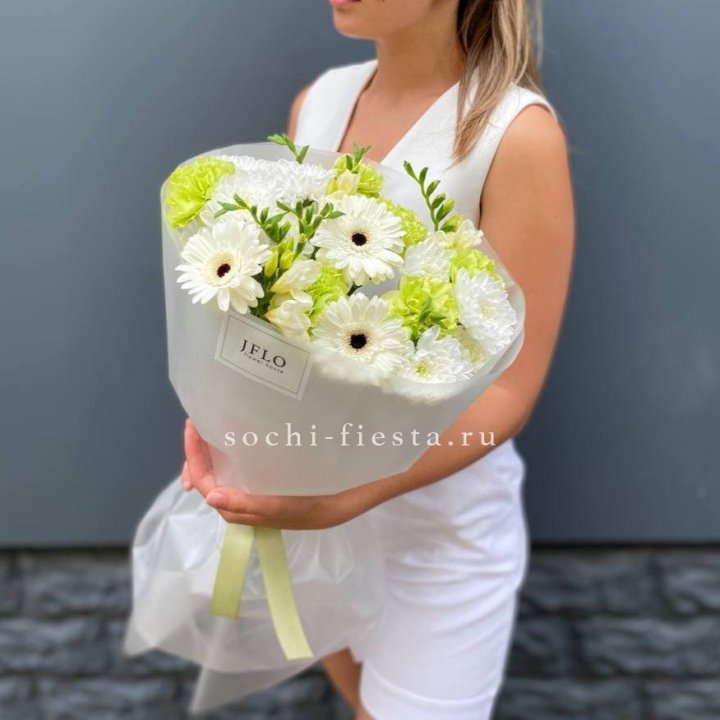 Букет "Джиржи фловерс" в Новосибирске