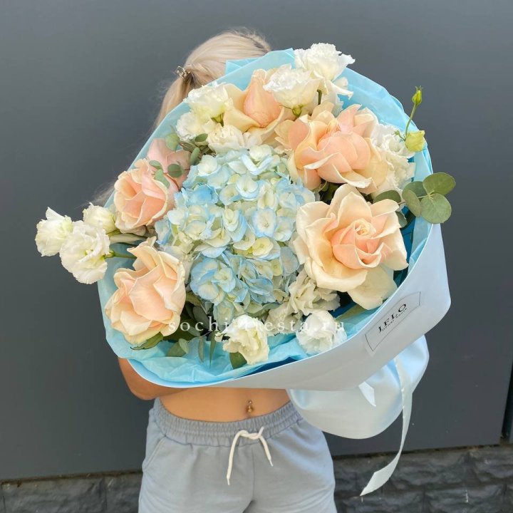 Сборный букет "Голубой закат" в Новосибирске