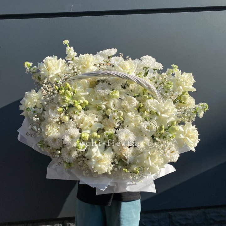 Корзина "Белоснежка" в Новосибирске