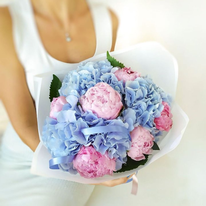 Гортензия и Пионы в Новосибирске