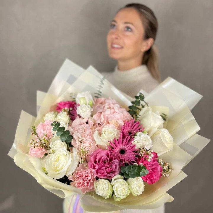 Дизайнерский букет "Мелоди" в Новосибирске