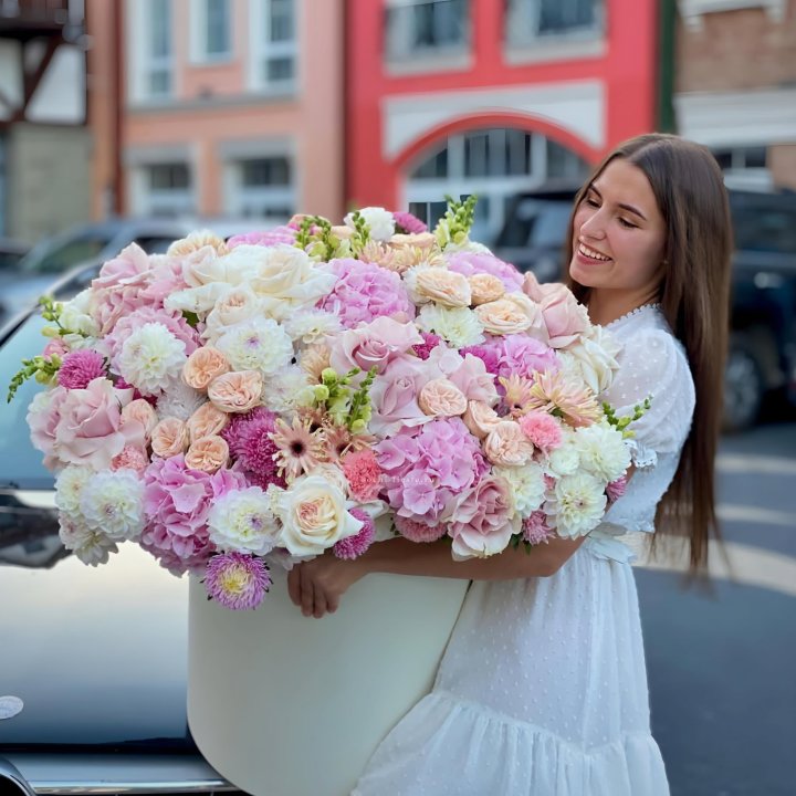 Дизайнерский цилиндр "Мелиса" в Новосибирске
