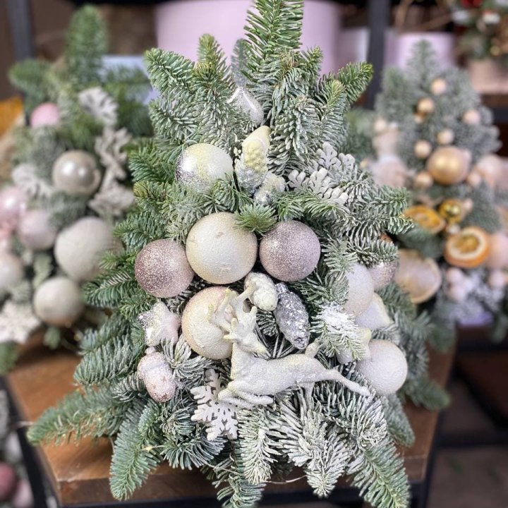 Ёлочка "Хепи крисмас" в Новосибирске