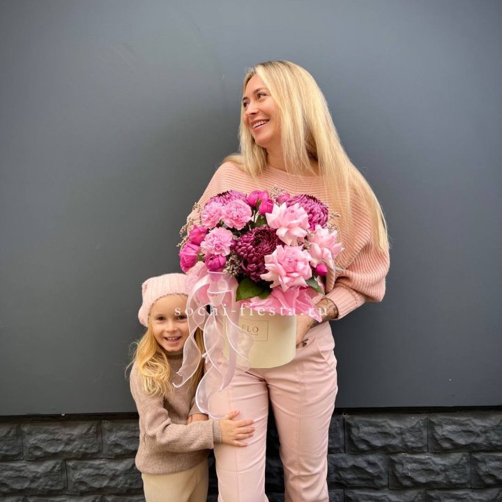 Цветочный бокс "Альба" в Новосибирске