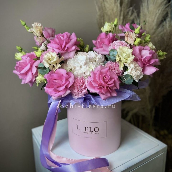 Цветочная коробка "Мишель" в Новосибирске