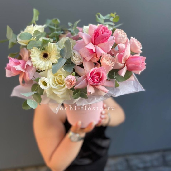  Коробочка  "Полу месяц" с доставкой в Новосибирске