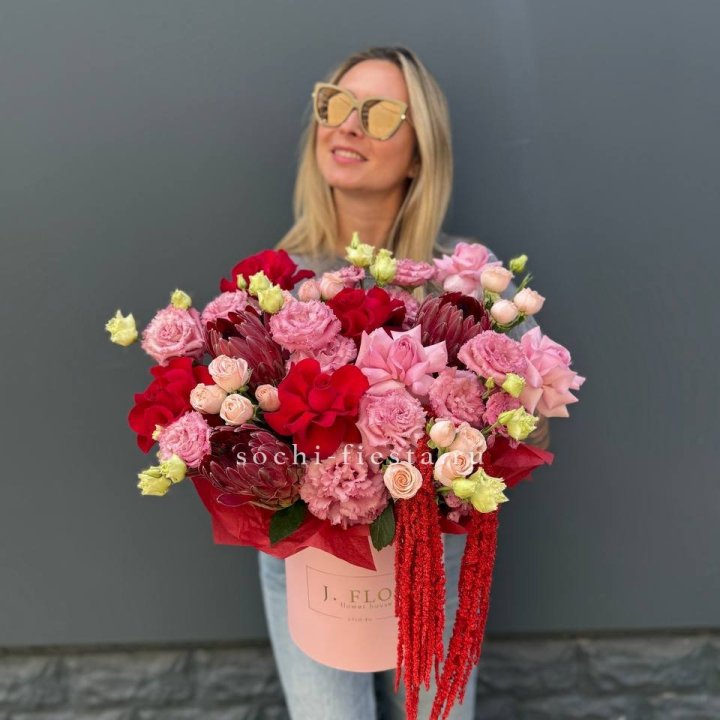 Дизайнерский цилиндр "Криотель" в Новосибирске