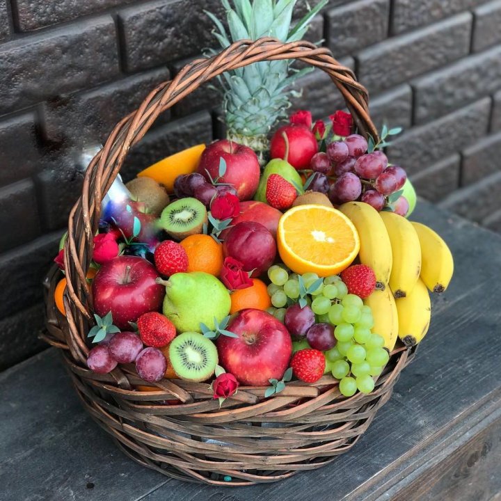 Фруктовая корзина №2 в Новосибирске