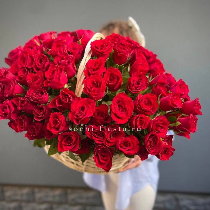 121 красная роза в корзине   в Новосибирске