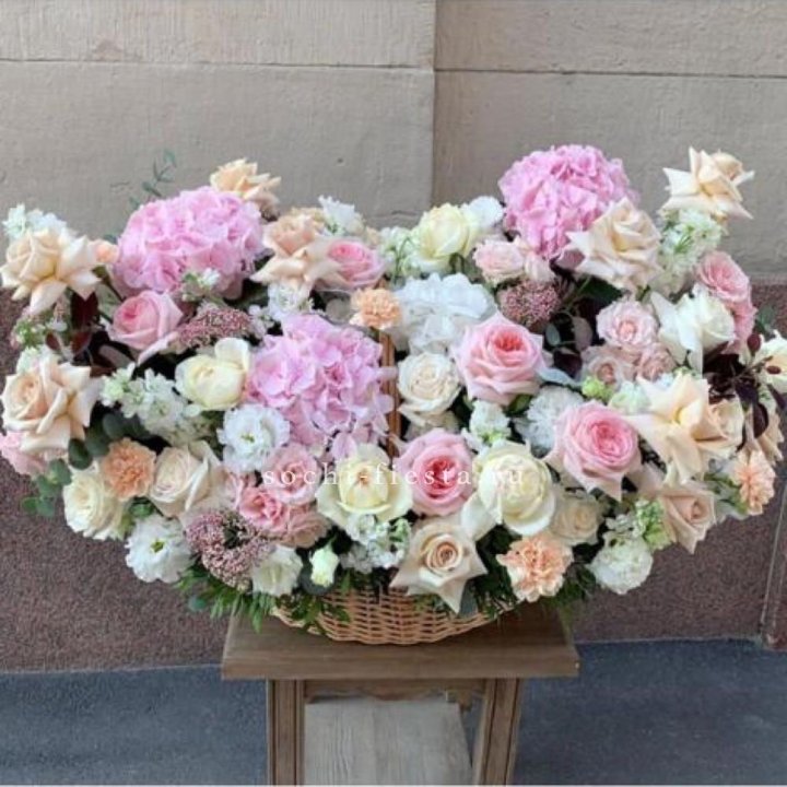 Цветочная корзина макси N2 в Новосибирске