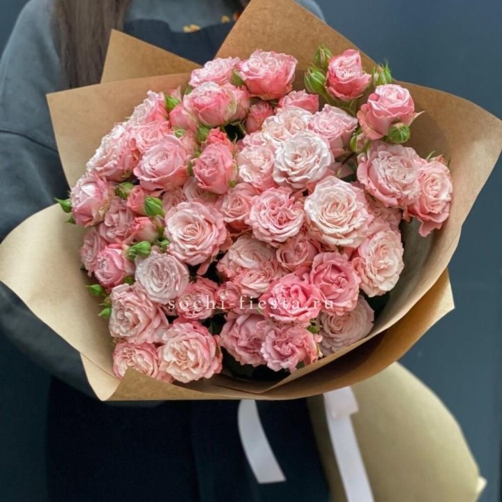 Пионовидные розы Bombastic №2 в Новосибирске