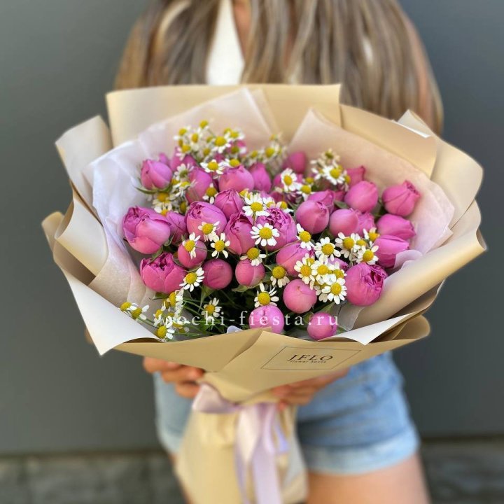 Дуобукет мисти с ромашками  в Новосибирске