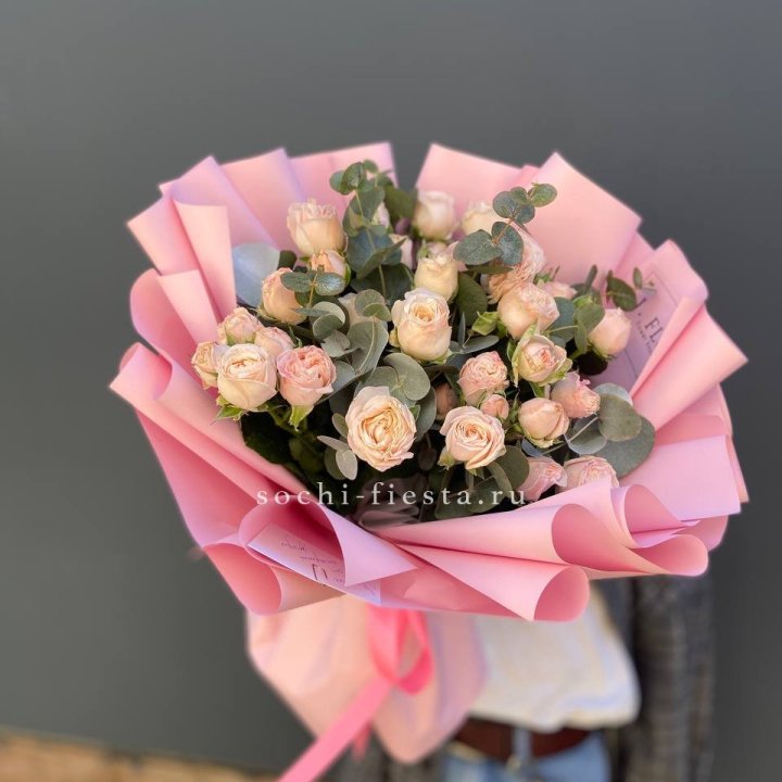 Букет пионовидных роз Cute Love в Новосибирске