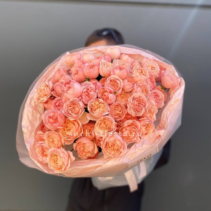Букет из 21 пионовидной розы Джульетта в Новосибирске