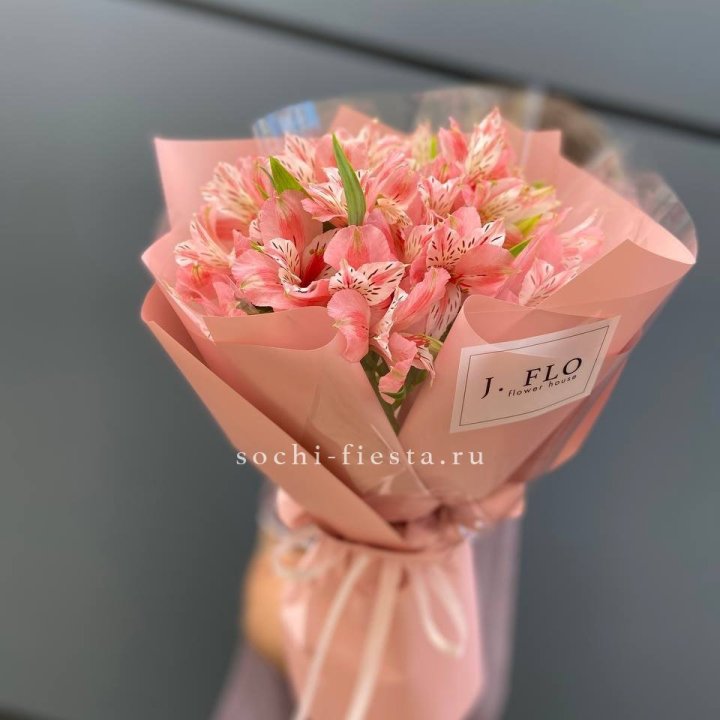 Букет альстромерий розовых в Новосибирске