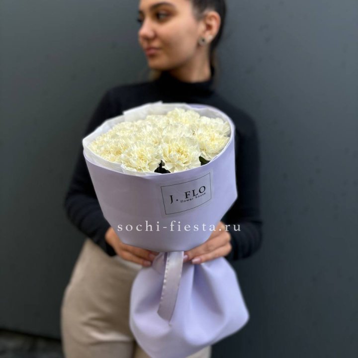 Букет белых диантусов в Новосибирске