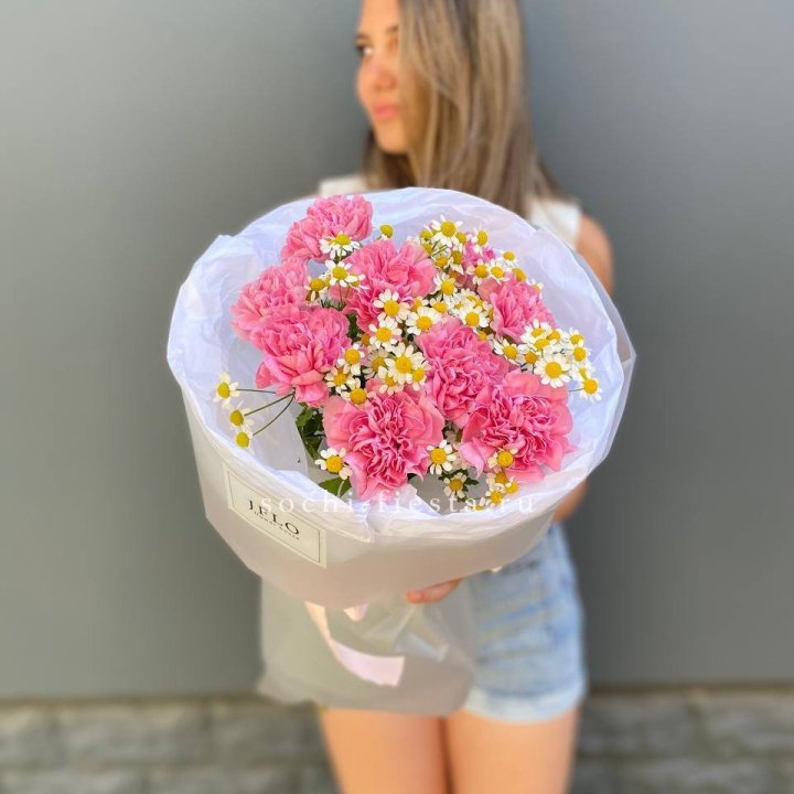 Дуобукет диантусов и ромашек в Новосибирске