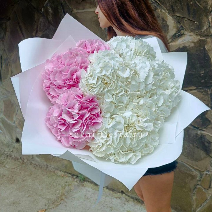 Букет гортензий №2 в Новосибирске