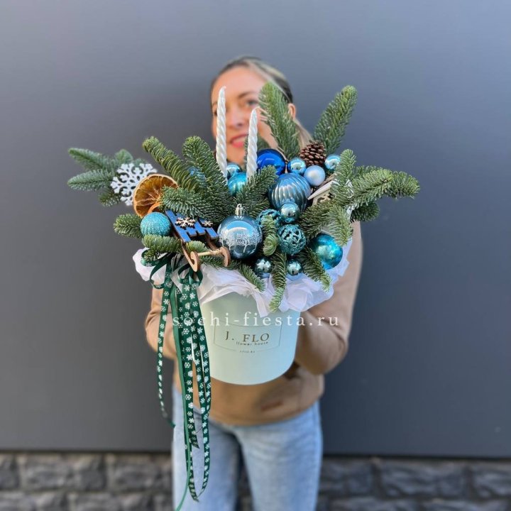 Композиция "Мери крисмас блю" в Новосибирске