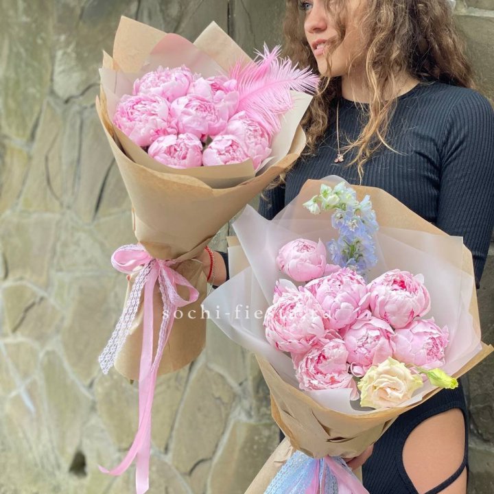 7 зефирных пионов  в Новосибирске