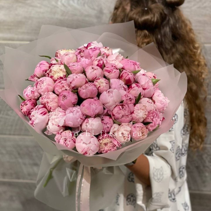 51 розовый пион в Новосибирске