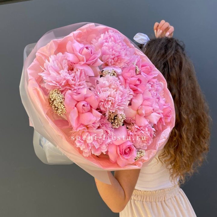  Букет с пионами "Пинки" в Новосибирске