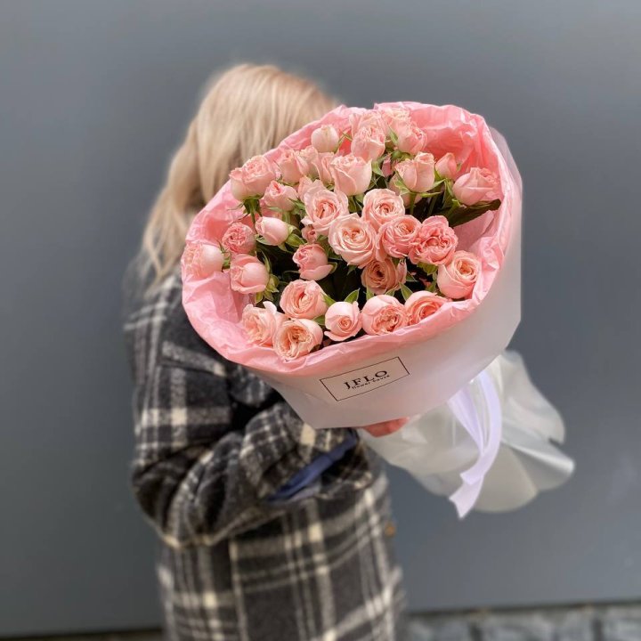 11 роз бомбастик в Новосибирске
